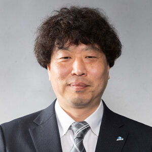 石井　義人