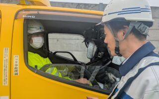 インターンパトロール 上信越道下り線走行車線規制（長野営業所）