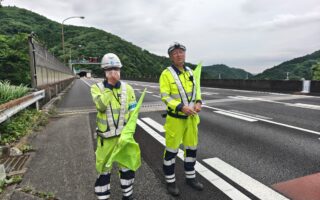 営業所パトロール 東名高速道路上り線走行車線規制（静岡営業所）