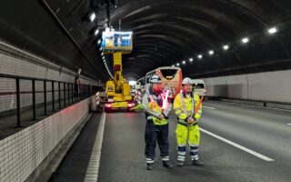 営業所パトロール 東名高速道路上り線走行車線規制（静岡営業所）