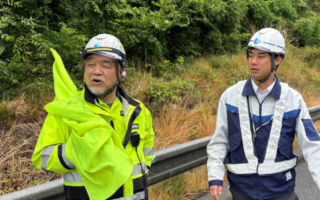 営業所パトロール 上信越自動車道上り線走行車線規制（佐久営業所）