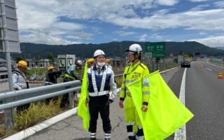 所長パトロール 中央自動車道上り線走行車線規制（松本営業所）