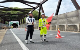 営業所パトロール 阪神高速道路31号神戸山手線下り線走行車線規制（西宮営業所）