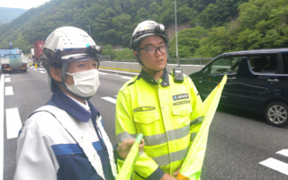 安全パトロール 中央自動車下り線走行車線規制（飯田営業所）