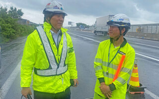 安全パトロール 名神高速道路上り線便乗（名古屋西営業所）