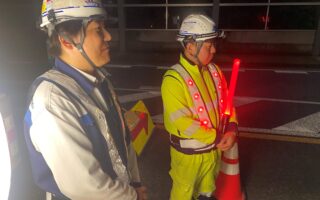 設置パトロール 国道302号上下線片側交互通行規制（名古屋西営業所）