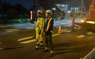 安全パトロール国道17号下り線追越車線規制(埼玉営業所)