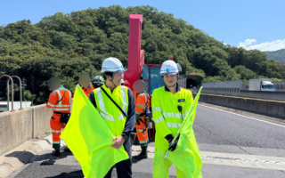 設置パトロール 上信越自動車道下り線走行車線規制（松本営業所）