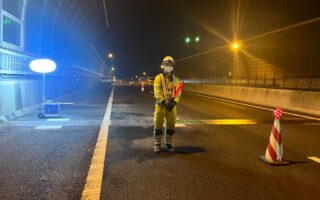 安全パトロール 京葉道路下り線走行車線規制（千葉営業所）