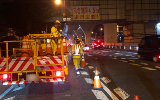安全パトロール　国道17号下り線車線規制（埼玉営業所）