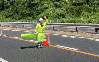 安全パトロール 中央自動車道下り線走行車線規制（多治見営業所）
