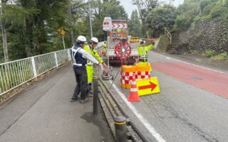 所長パトロール 国道20号線上下線片側交互通行規制（八王子多摩営業所）