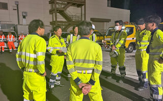 送り出しパトロール 首都圏中央連絡自動車道内回り走行車線規制（八王子維持営業所）