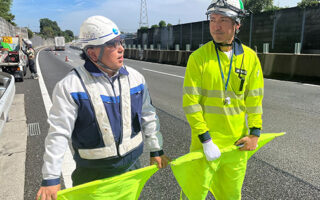 安全パトロール 東名阪上り上り線車線規制（名古屋営業所）