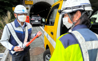 所長パトロール 上信越自動車道下り線走行車線規制（佐久営業所）