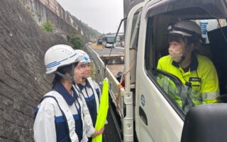 営業所パトロール 中央自動車道下り線追越車線規制（八王子多摩営業所）