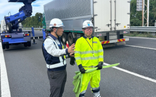 設置パトロール 関越自動車道下り線走行車線規制（太田桐生営業所）