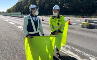 営業所パトロール 道央自動車道上下線対面通行規制（江別営業所）