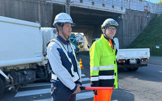 安全パトロール 中央道下り 側道規制（八王子維持営業所）