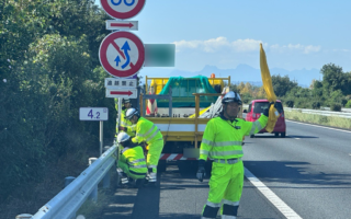 設置パトロール 北関東自動車道上り線追越車線規制（太田桐生営業所）