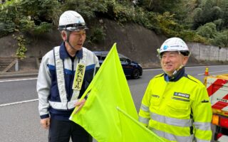 設置パトロール 小田原厚木道路下り線追越車線規制（平塚営業所）