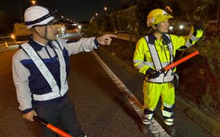 支社長パトロール 東名高速道路上下線2/3追い越し規制（平塚営業所）