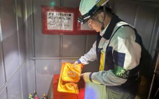 設置パトロール 第三京浜下り線追越車線規制（港北営業所）