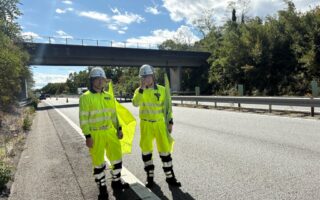 営業所パトロール 中央自動車道上り線走行車線規制（甲府営業所）