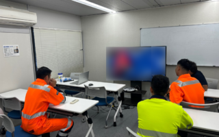 2025年10月度 ベトナム人隊員　道路交通法研修（八王子維持営業所）