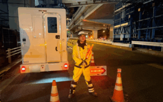 インターンパトロール 国道20号下り線側道規制（八王子多摩営業所）