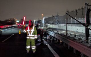 営業所パトロール 東名阪自動車道上下線追越車線規制（名古屋東営業所）