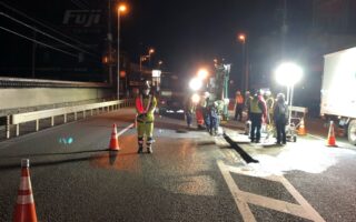 安全パトロール 国道17号上下線追越車線規制（埼玉営業所）