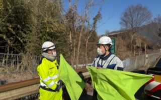撤去パトロール 中央自動車道上り線走行車線規制（大月営業所）