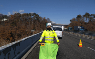 安全パトロール 中央自動車道上り線走行車線規制（飯田営業所）