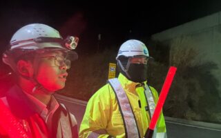 安全パトロール 中部横断自動車道通行止め規制（佐久営業所）