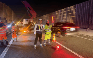 安全部パトロール 中央道下り線走行車線規制（八王子多摩営業所）