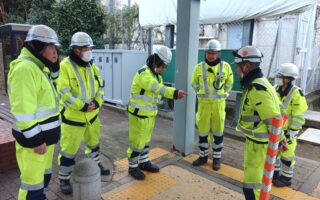 安全パトロール 東名高速道路下り線SA・PA（港北営業所）