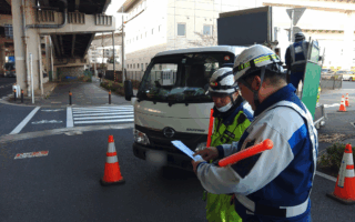 設置パトロール 産業道路上り線片側交互通行規制（港北営業所）
