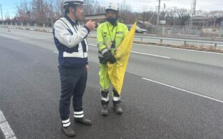 支社長パトロール 中央自動車道下り線走行車線規制（甲府営業所）
