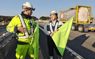 所長パトロール 東名高速道路下り線走行車線規制（静岡営業所）