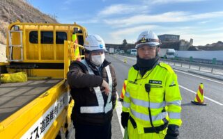 安全部パトロール 東関東道下り線走行車線規制（千葉営業所）