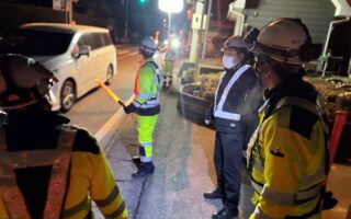 設置パトロール 国道20号下り線片側交互通行規制（大月営業所）