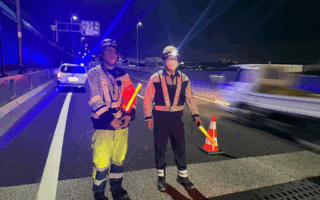 営業所パトロール ４号湾岸線下り線走行車線規制（西宮営業所）