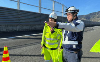設置パトロール 東名高速道路下り線追越車線規制（沼津営業所）