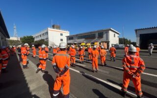 営業所パトロール 中央道上り線側道規制（八王子維持営業所）