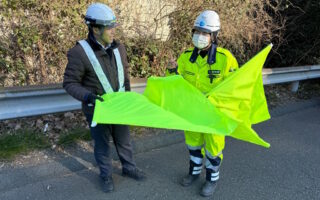 所長パトロール 東名高速道路上り線車線規制（厚木営業所）