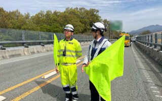 設置パトロール 中部横断道上下線片側交互通行規制（甲府営業所）