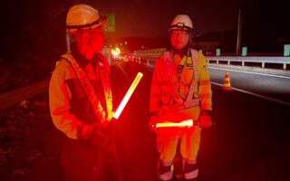 安全課パトロール 中央自動車道下り線走行車線規制（多治見営業所）