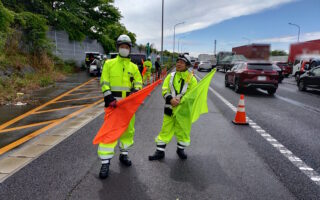 所長パトロール 保土ヶ谷バイパス上り線路肩規制（横浜町田営業所）