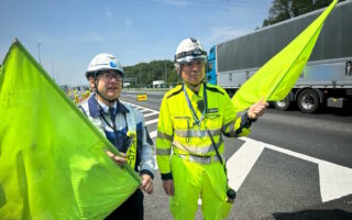 営業所パトロール 関越自動車道上り線走行車線規制（所沢営業所）